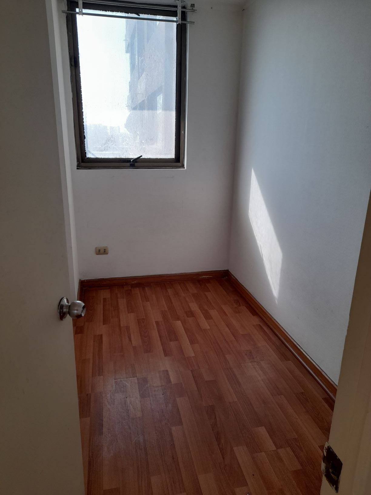 Departamento en Santiago centro, cocina americana y balcón — foto 10